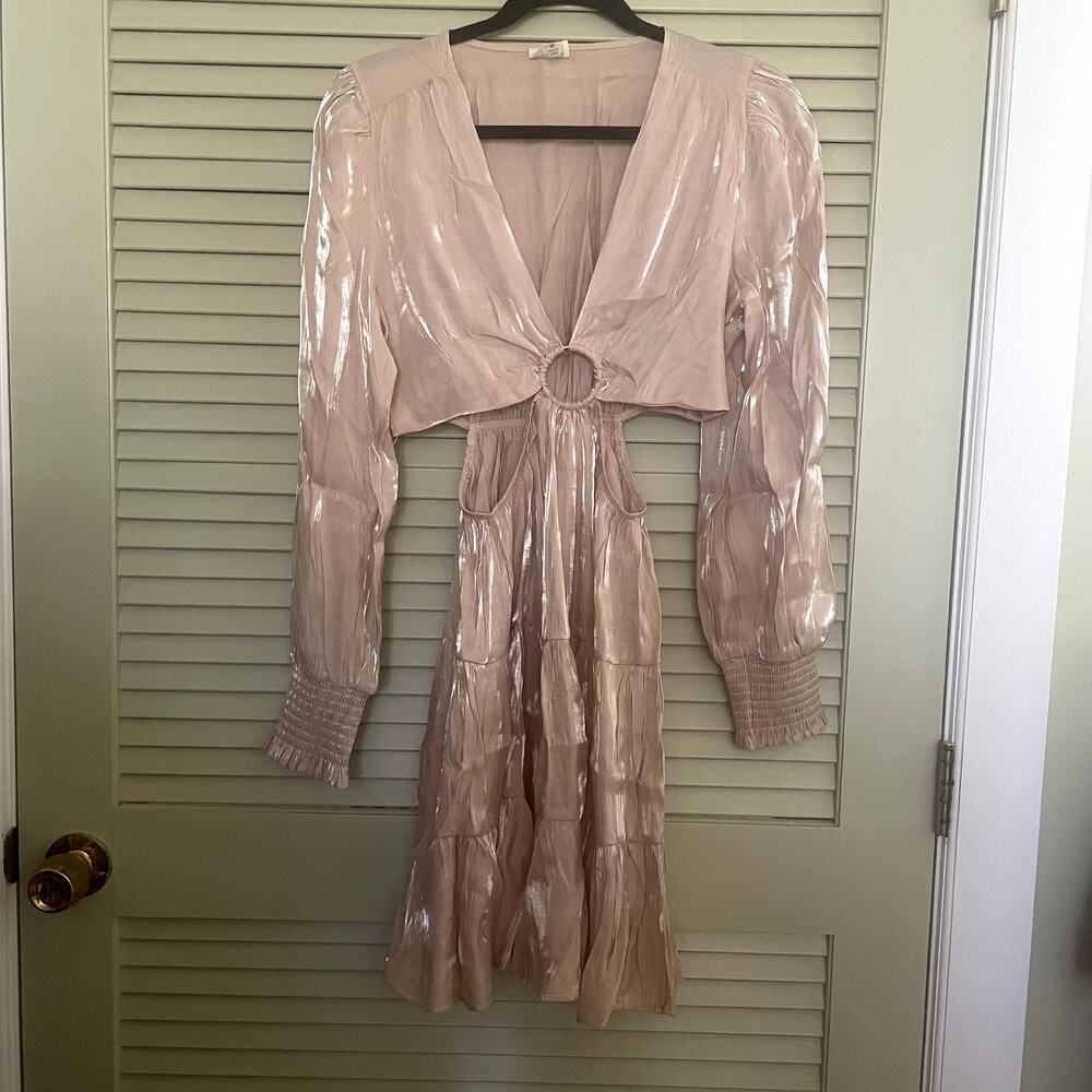 NWOT Peach Love California Champagne Cocktail Dress Medium